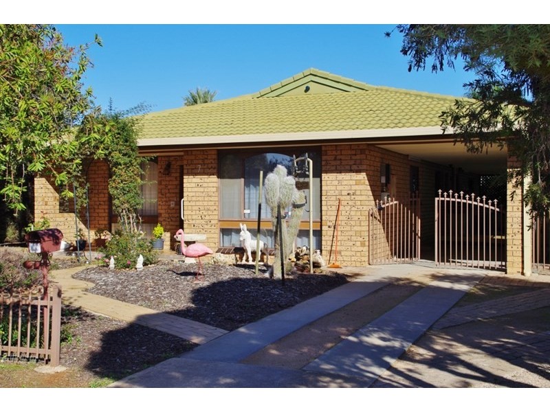 7 Barrington Street, Renmark SA 5341