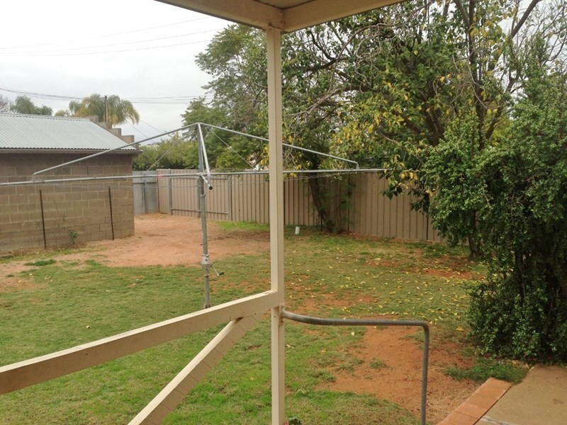 9 Tolarno Street, Renmark SA 5341