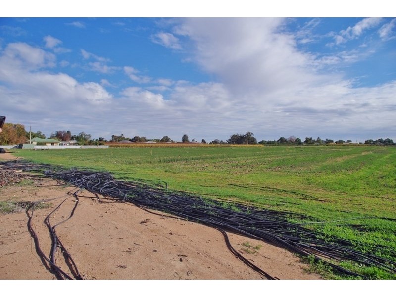 2-4 Bookmark Avenue, Renmark SA 5341