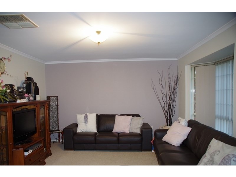 18 Railway Terrace, Renmark SA 5341