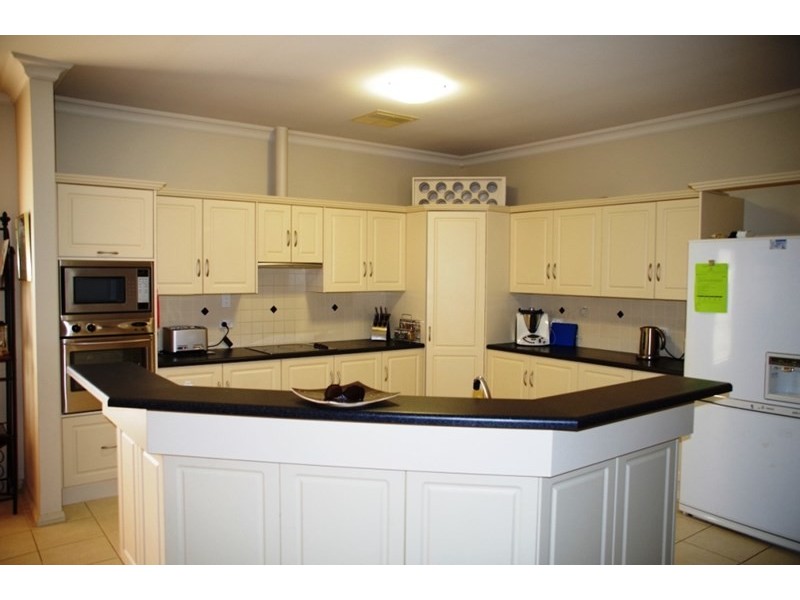 6 Flinders Street, Renmark SA 5341