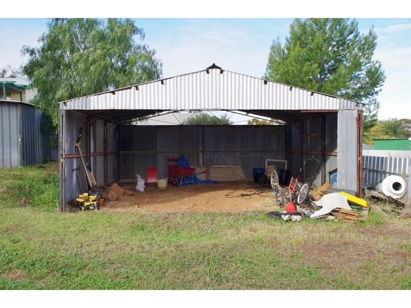 16 Stoeckel Terrace, Paringa SA 5340