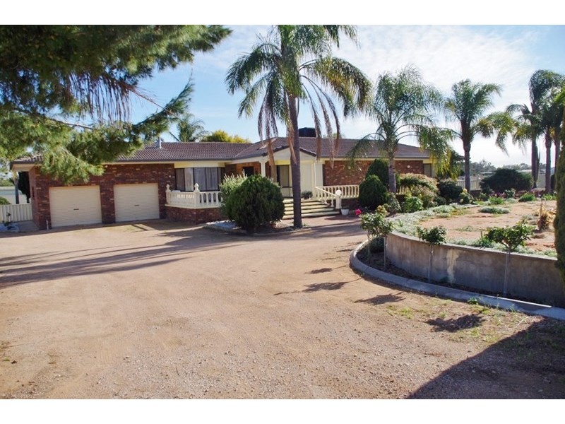 308 Renmark Avenue, Renmark SA 5341