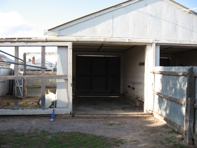 26 Thirteenth Street, Renmark SA 5341