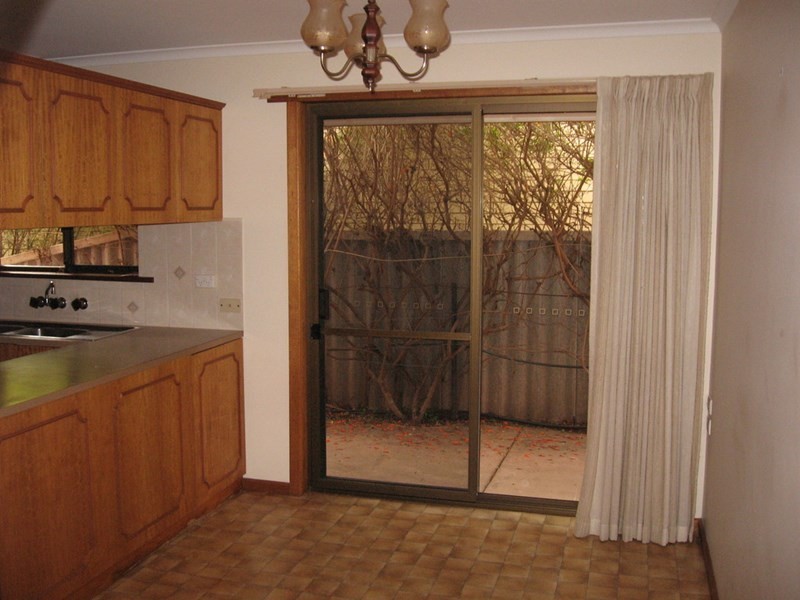 73 Murray Avenue, Renmark SA 5341