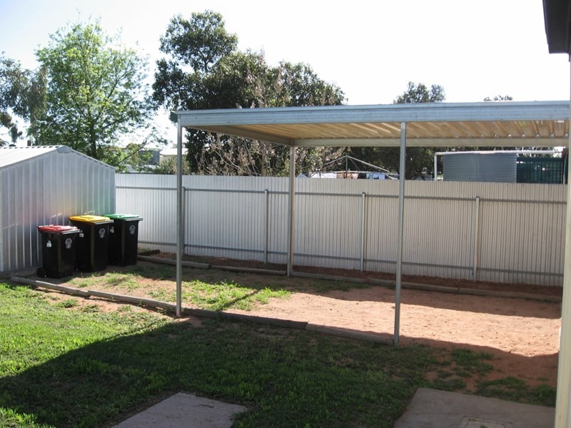 12 Belah Street, Renmark SA 5341