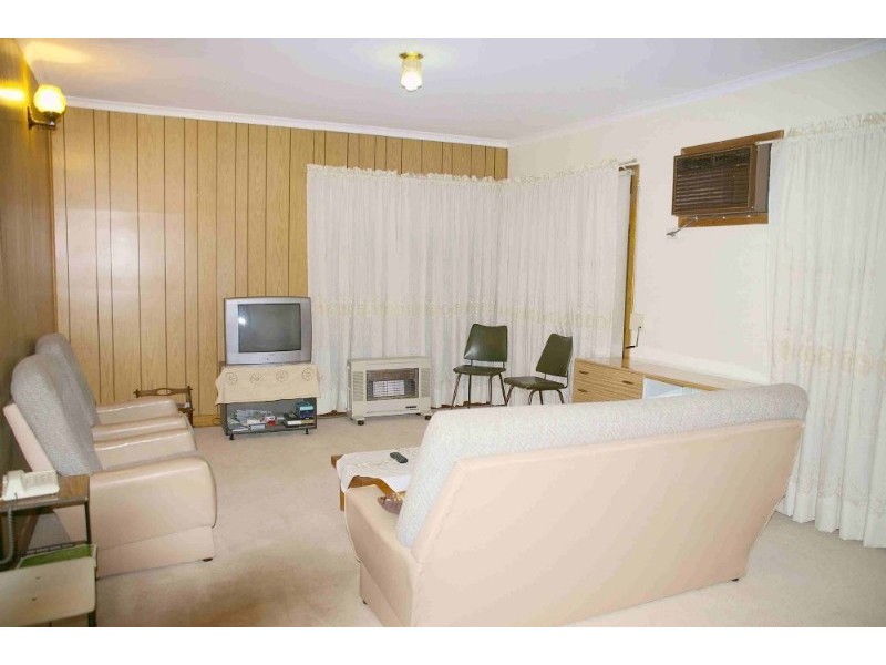 76 Pyap Street, Renmark SA 5341