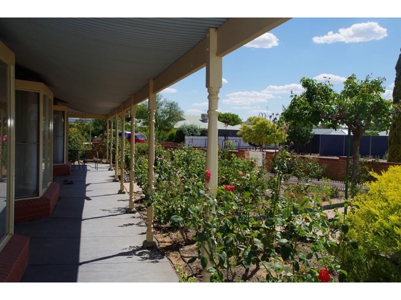 37 Cowra Street, Renmark SA 5341