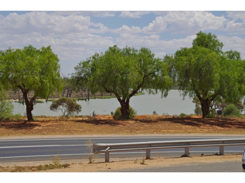 83 Hughes Avenue, Paringa SA 5340