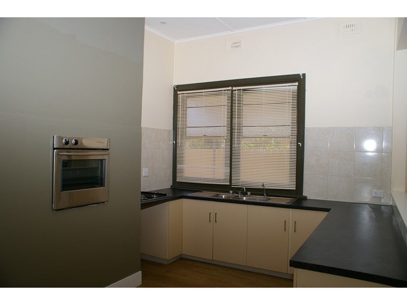 33 Seventeenth Street, Renmark SA 5341