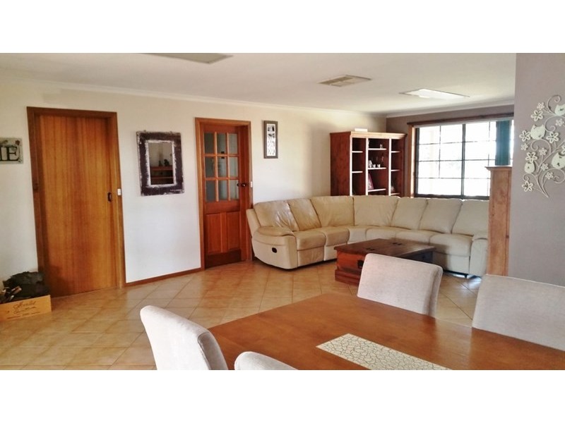 14 Kulkyne Street, Renmark SA 5341