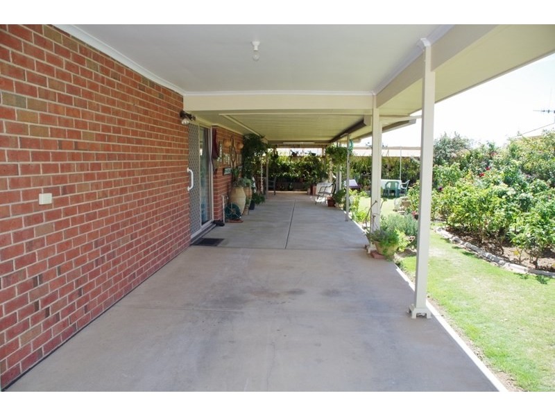 42 Korinthos Street, Renmark SA 5341