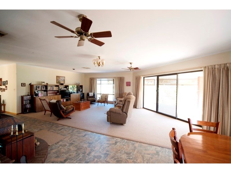 43 Murtho Road, Paringa SA 5340