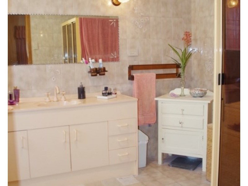 31 Meander Avenue, Renmark SA 5341