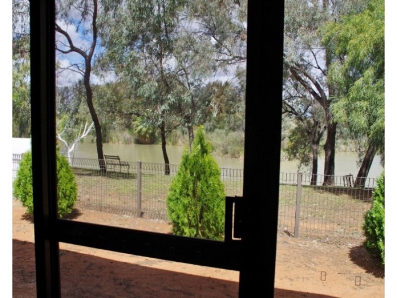 31 Meander Avenue, Renmark SA 5341