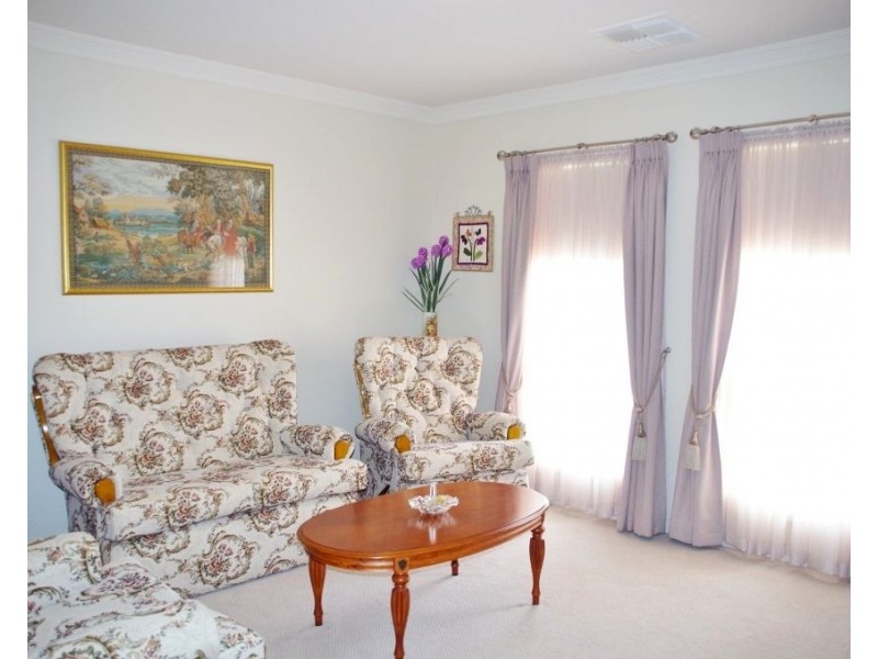 31 Flinders Street, Renmark SA 5341