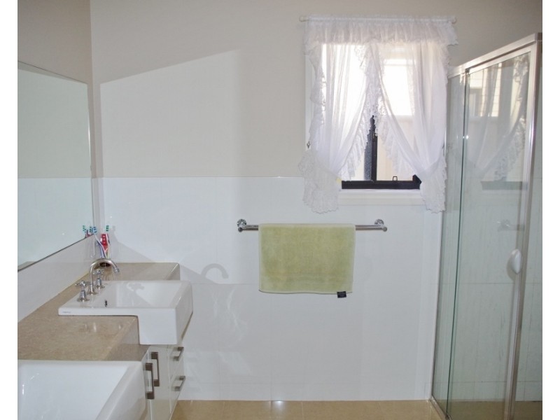 4 Cook Street, Renmark SA 5341