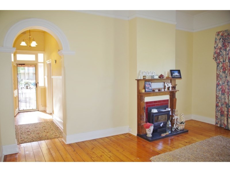 33 Tenth Street, Renmark SA 5341