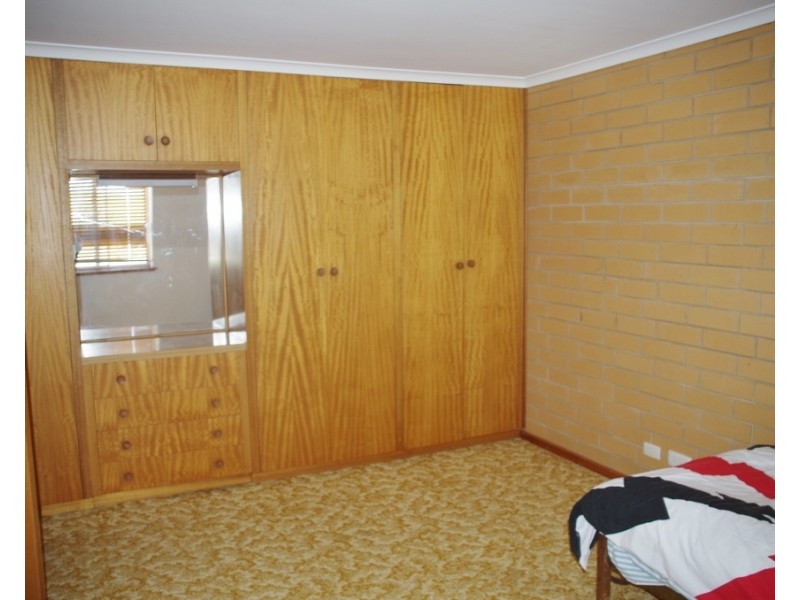 Unit 4/1 Thurk Street, Renmark SA 5341