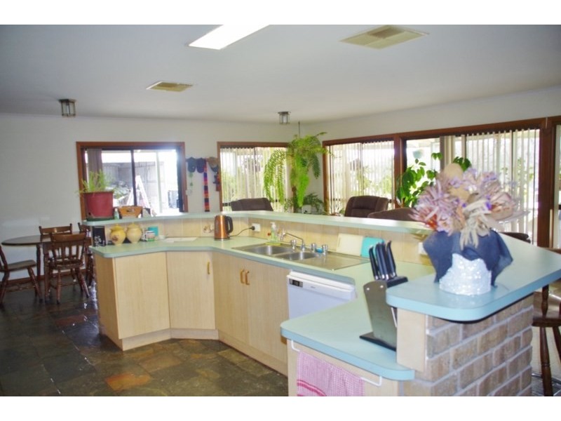 40 Sixth Street, Renmark SA 5341