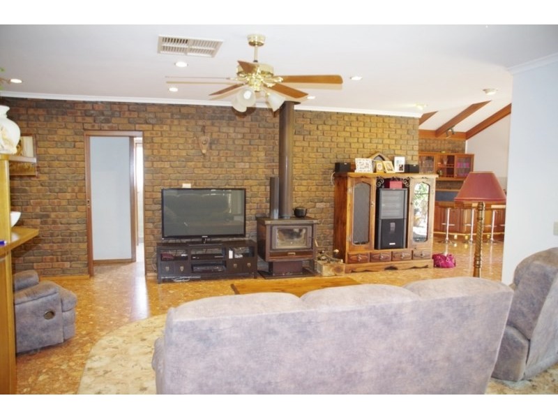 595 Government Road, Renmark SA 5341