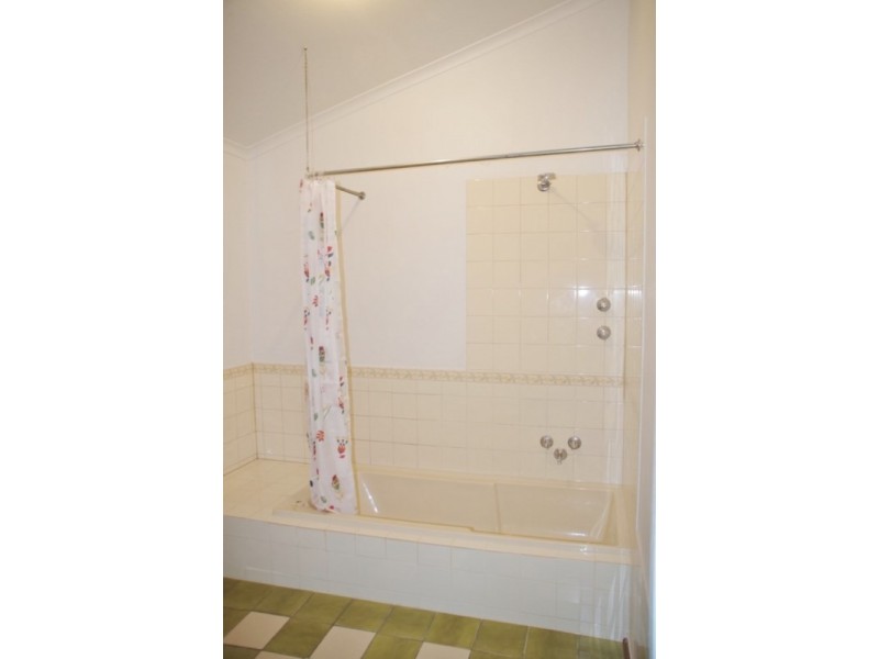 61 Sixteenth Street, Renmark SA 5341