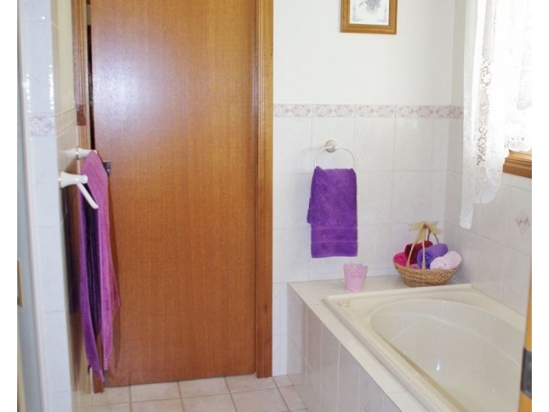 34 Ian Drive, Paringa SA 5340