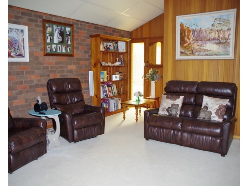 338 Ontario Street, Renmark SA 5341