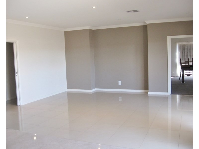 18 Orchard Drive, Renmark SA 5341