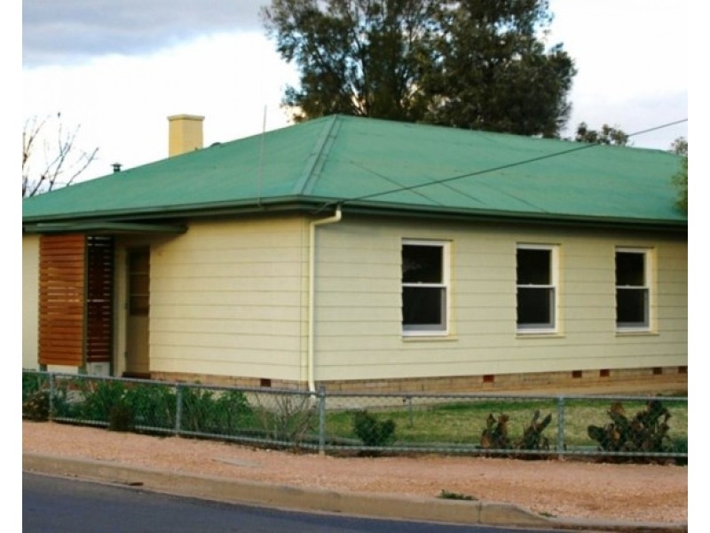 16 Ruston Street, Renmark SA 5341