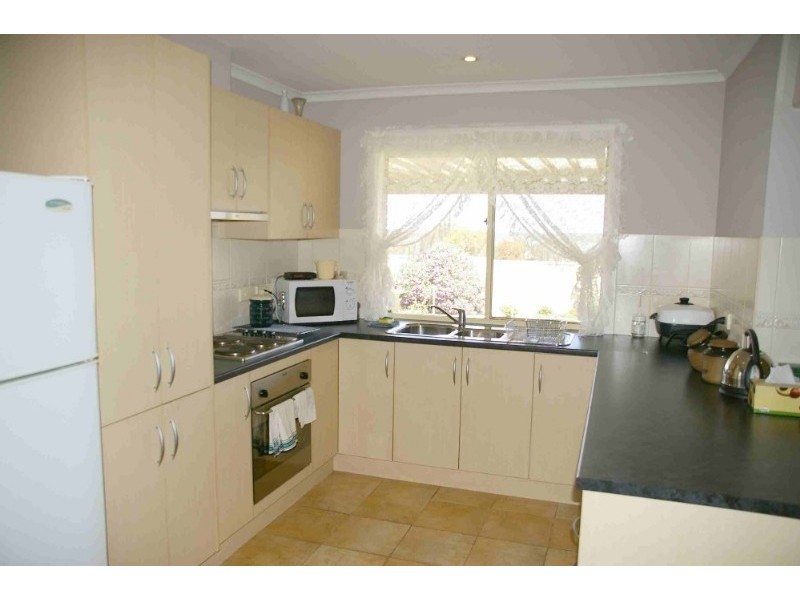 8 Eckermann Close, Paringa SA 5340