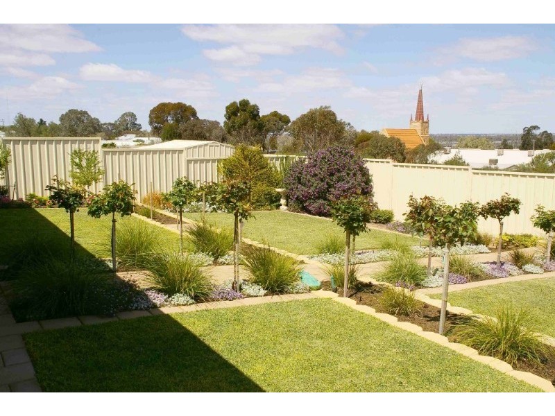 8 Eckermann Close, Paringa SA 5340