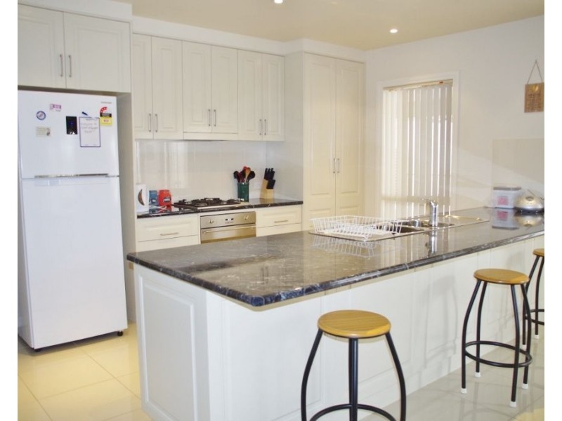 8 Pike Street, Paringa SA 5340