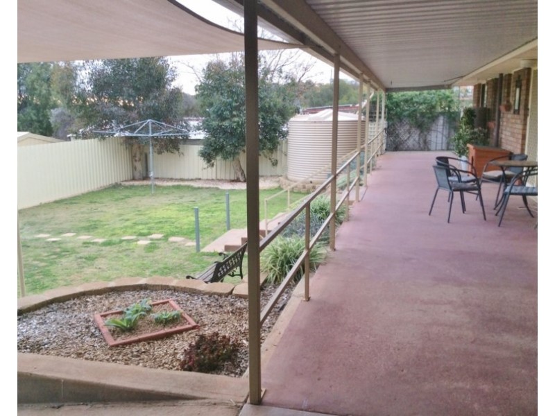 8 Stoeckel Terrace, Paringa SA 5340