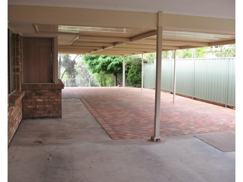 71 Meander Avenue, Renmark SA 5341