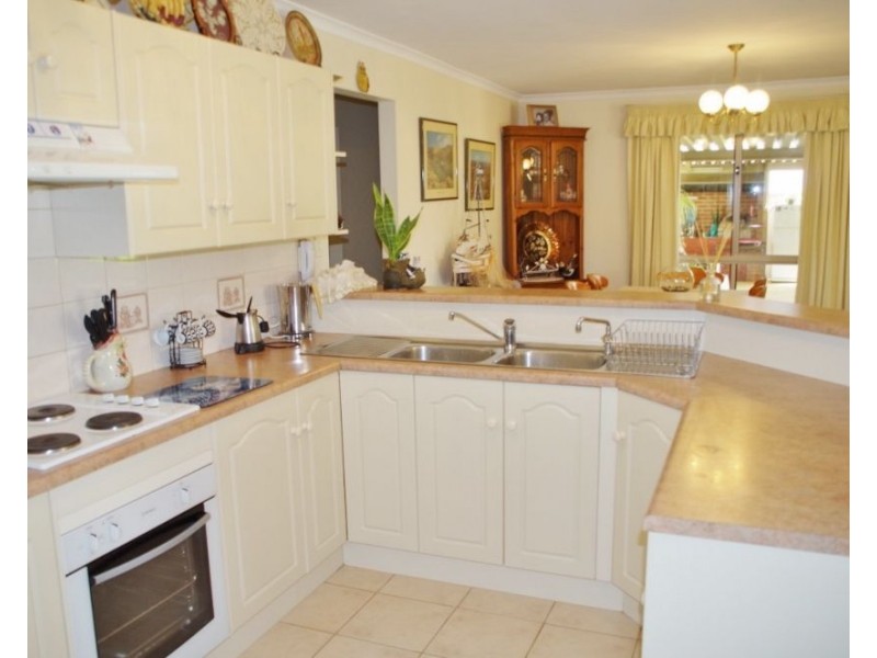 42 Korinthos Street, Renmark SA 5341