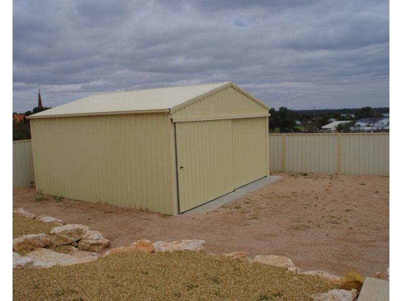 11 Eckermann Close, Paringa SA 5340