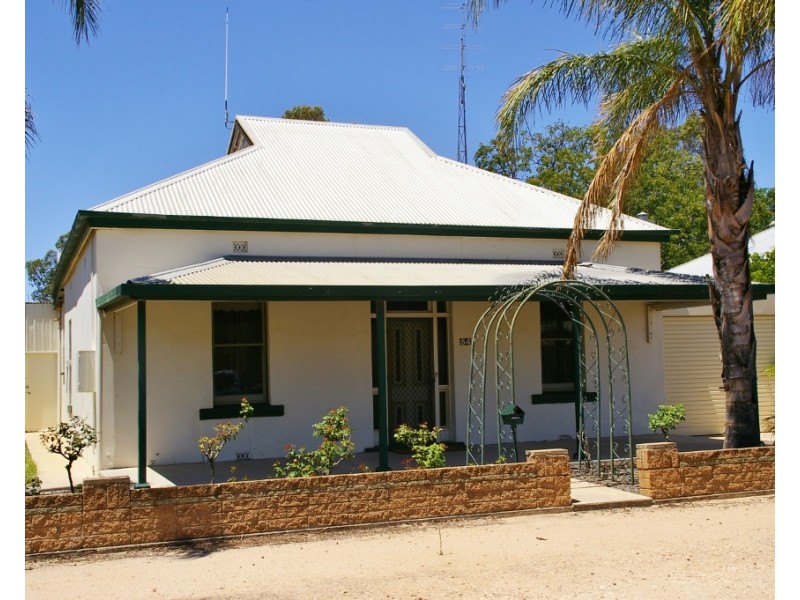 54 Thirteenth Street, Renmark SA 5341