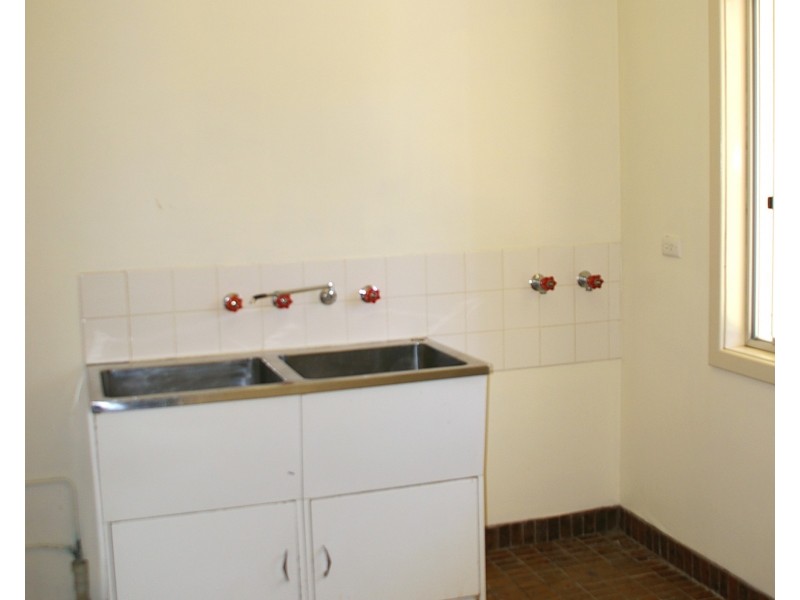 54 Thirteenth Street, Renmark SA 5341