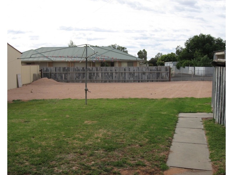 133 Renmark Avenue, Renmark SA 5341