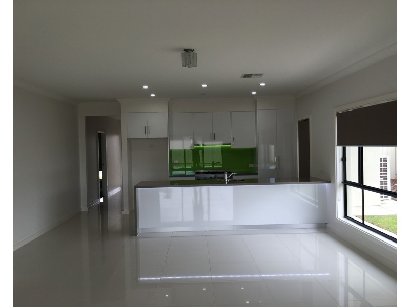 35 Barrington Street, Renmark SA 5341