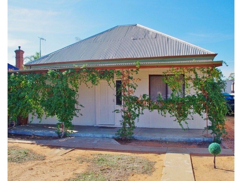 54 Eleventh Street, Renmark SA 5341