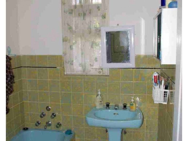 70 Twentieth Street, Renmark SA 5341