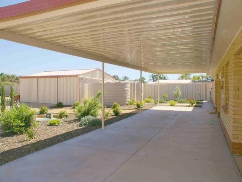 13 Downer Avenue, Lyrup SA 5343