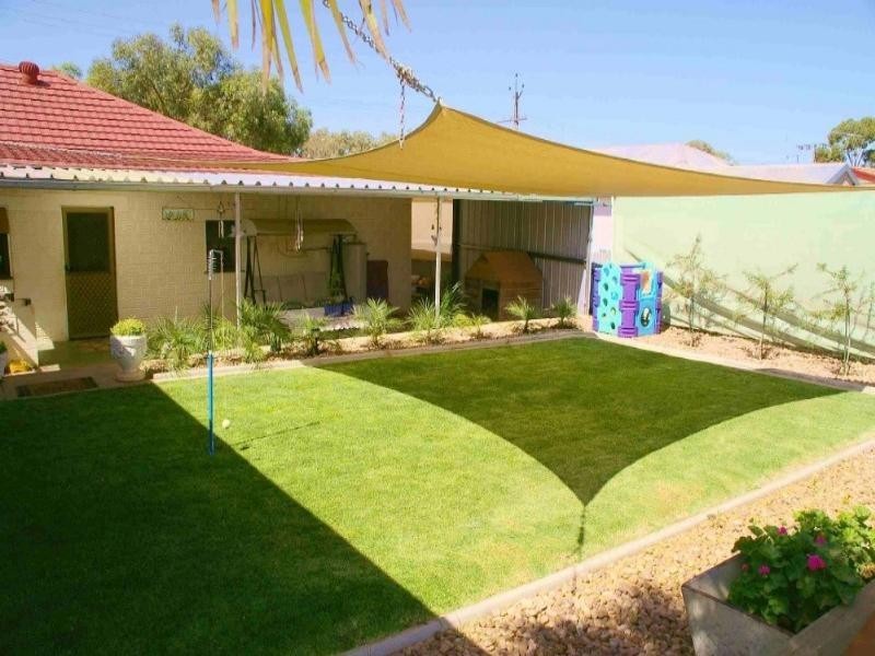 35 Hughes Avenue, Paringa SA 5340