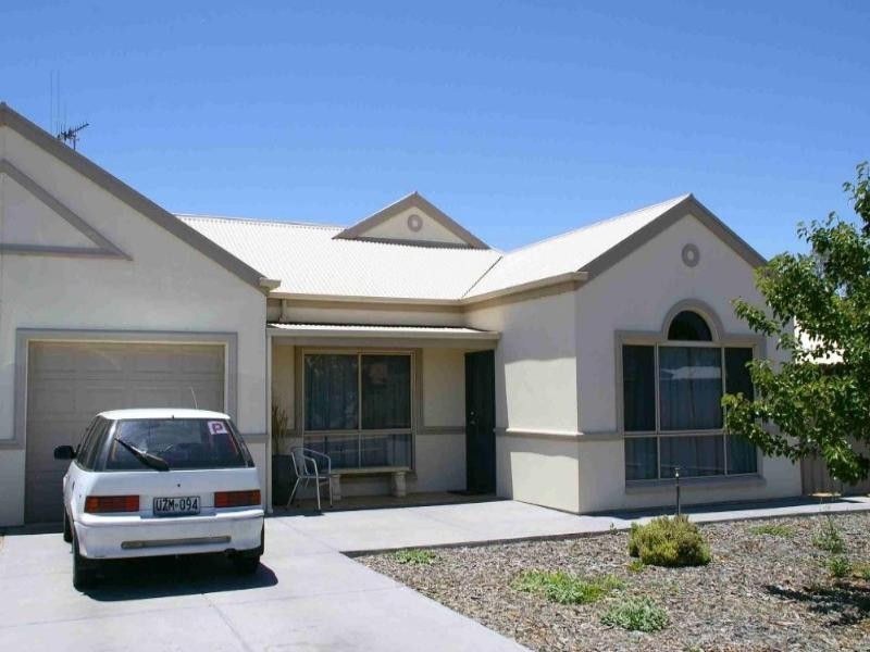 10 & 12 Orchard Drive, Renmark SA 5341