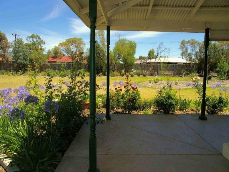 17 Twentyfirst Street, Renmark SA 5341