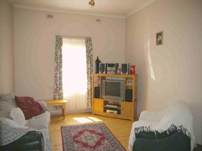 22 Seventeenth Street, Renmark SA 5341