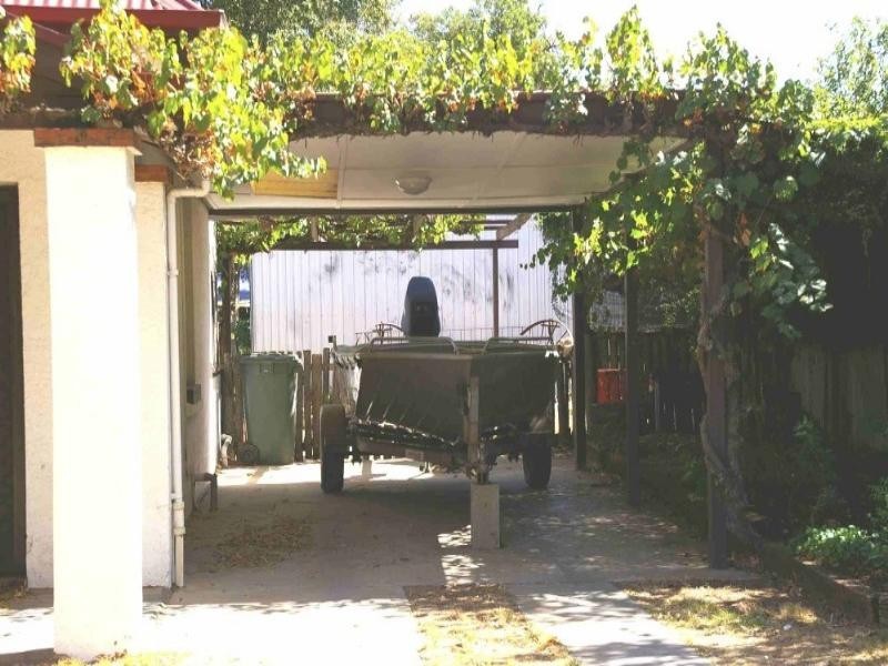 4 Marrara Street, Renmark SA 5341