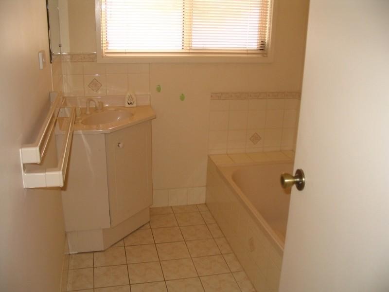 9 Sims Parade, Renmark SA 5341